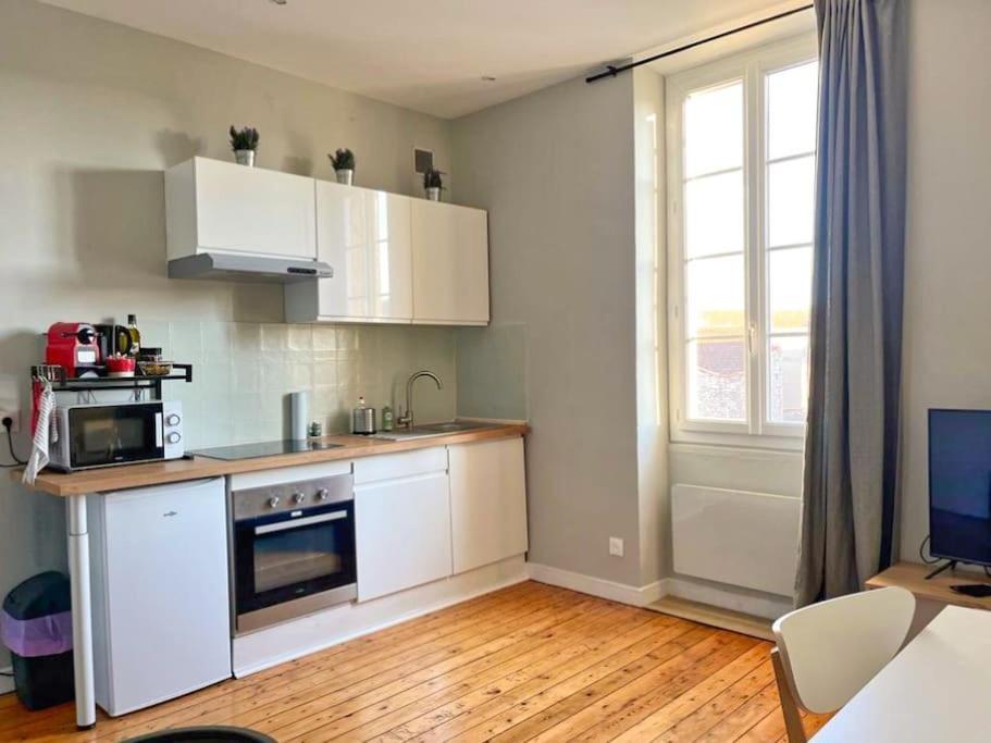 Claire - Bel Appartement T2 Lumineux ชาโตเรอนาร์ ภายนอก รูปภาพ