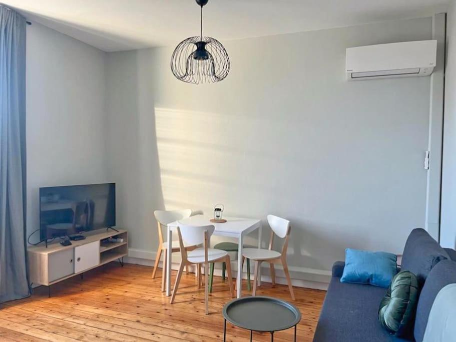Claire - Bel Appartement T2 Lumineux ชาโตเรอนาร์ ภายนอก รูปภาพ